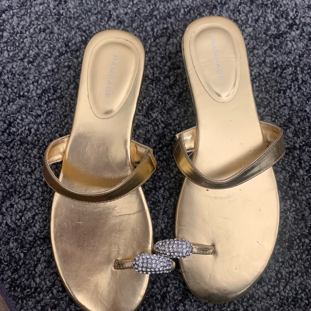 Blingy Rampage Sandals!